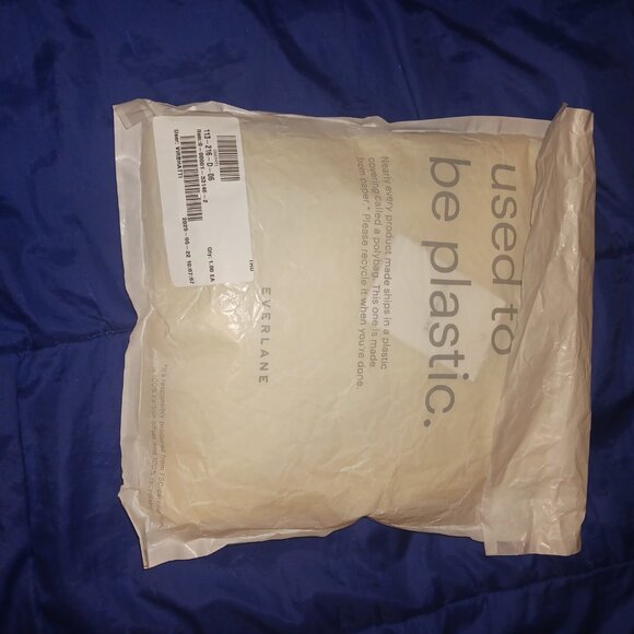 Everlane Boxy Cashmere Sweater - Picture 6 of 11